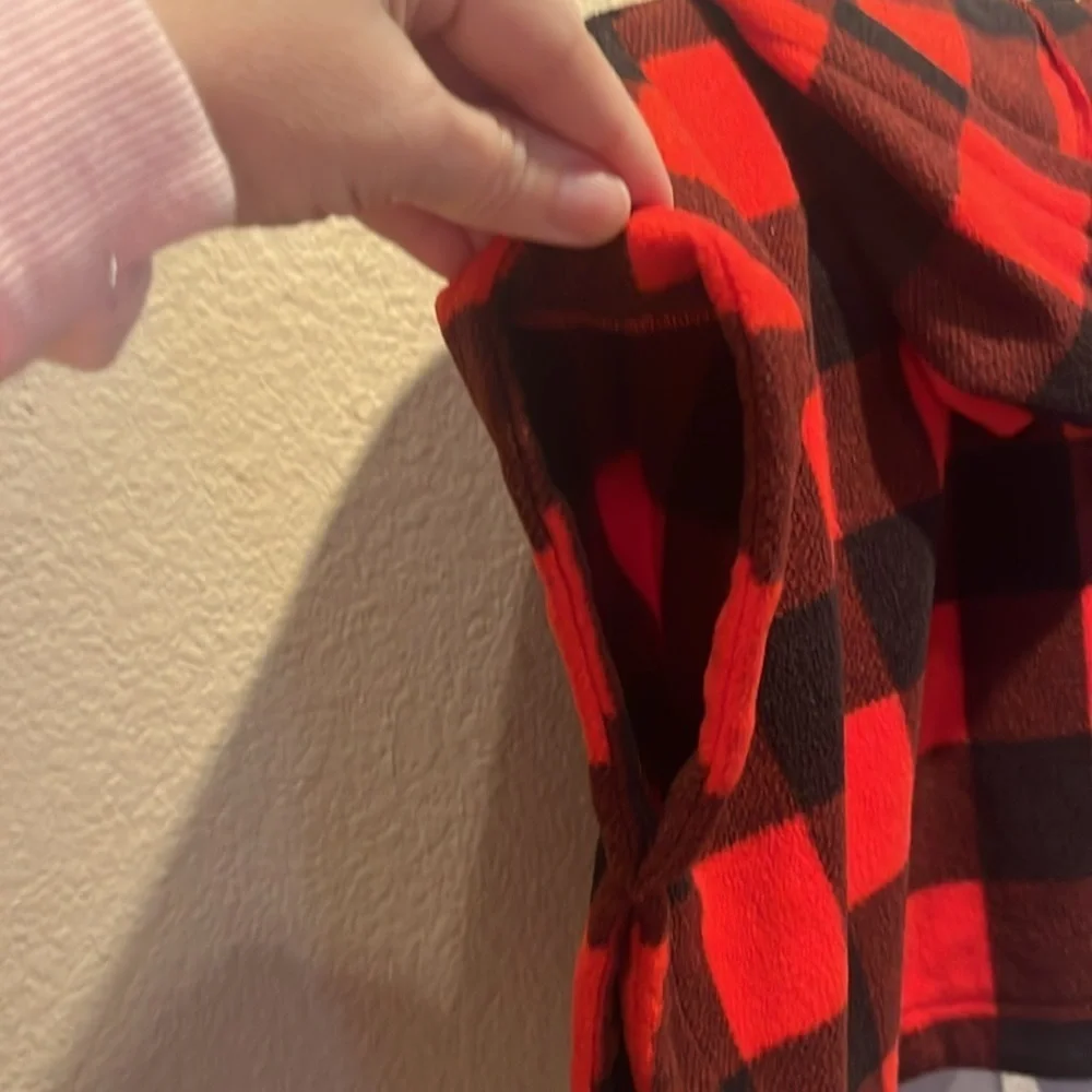 Old Navy Girl’s Buffalo Plaid Cape Poncho Size 2T